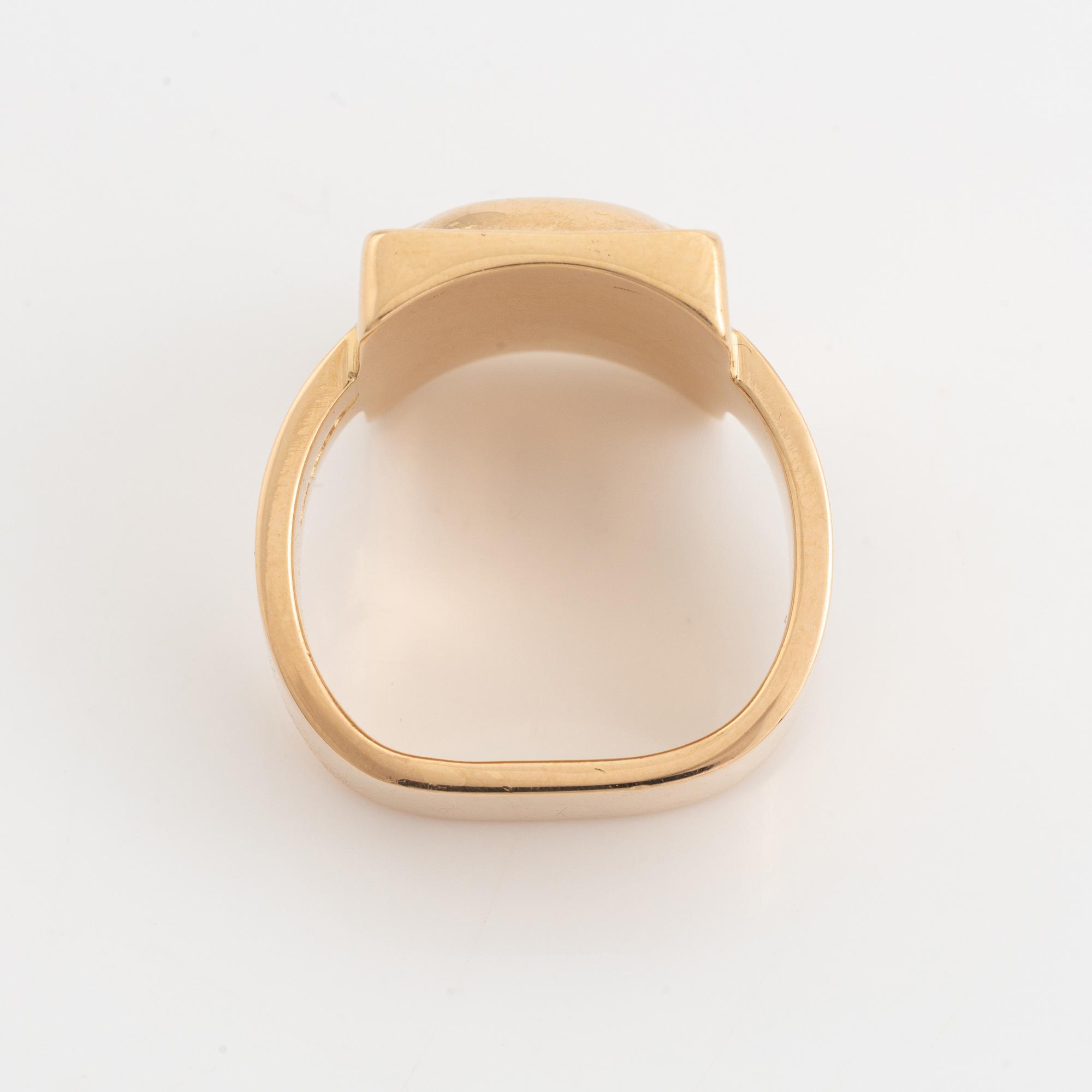 18K gold "the Phantom" ring.