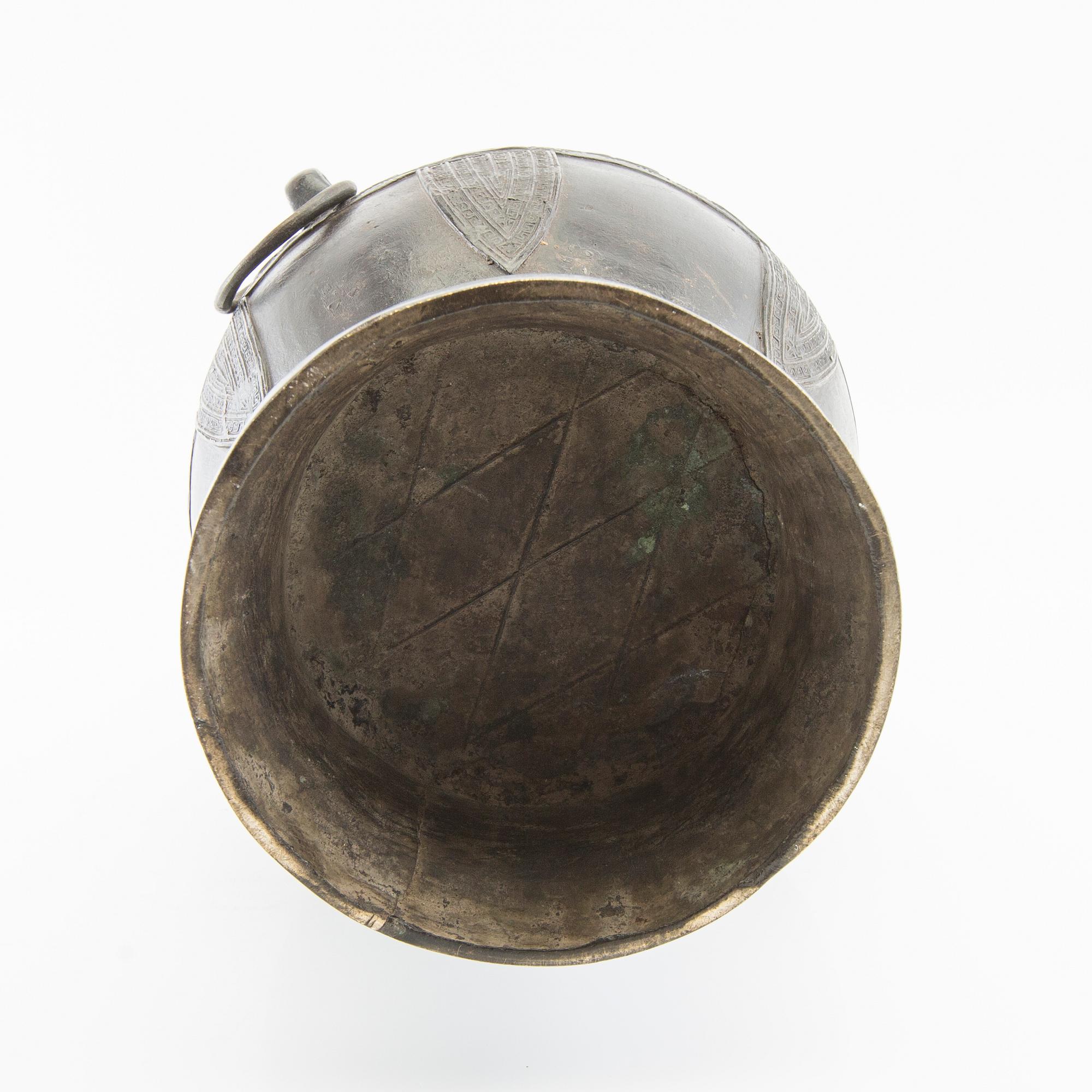 Vas Kina 16/1700-tal brons.