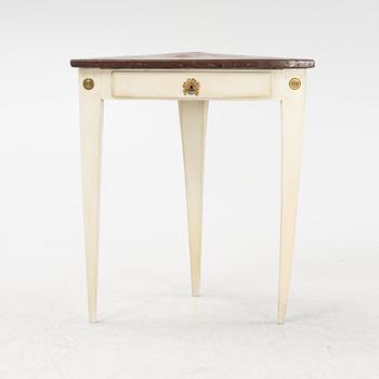 A Gustavian corner table with av stone top, end of the 18th Century.