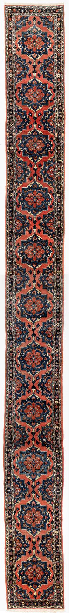 Gallerimatta, orientalisk, ca 792 x 77 cm.