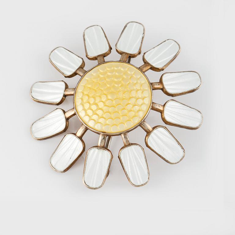 BROSCH, sterlingsilver samt emalj, Norge. Vikt 13,4 gram.