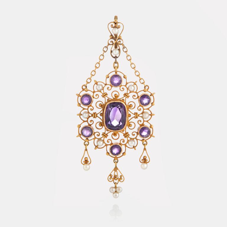 A necklace set with amethysts and pearls.