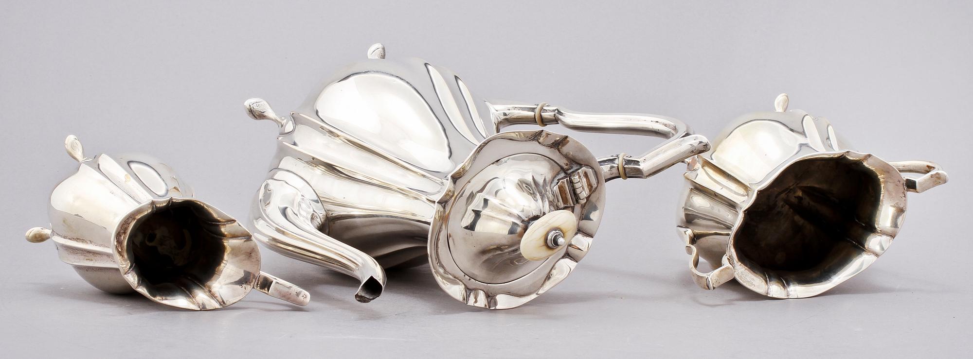 KAFFESERVIS, 3 delar, silver, GAB, Stockholm, 1920. Tot. v. 1068 g.
