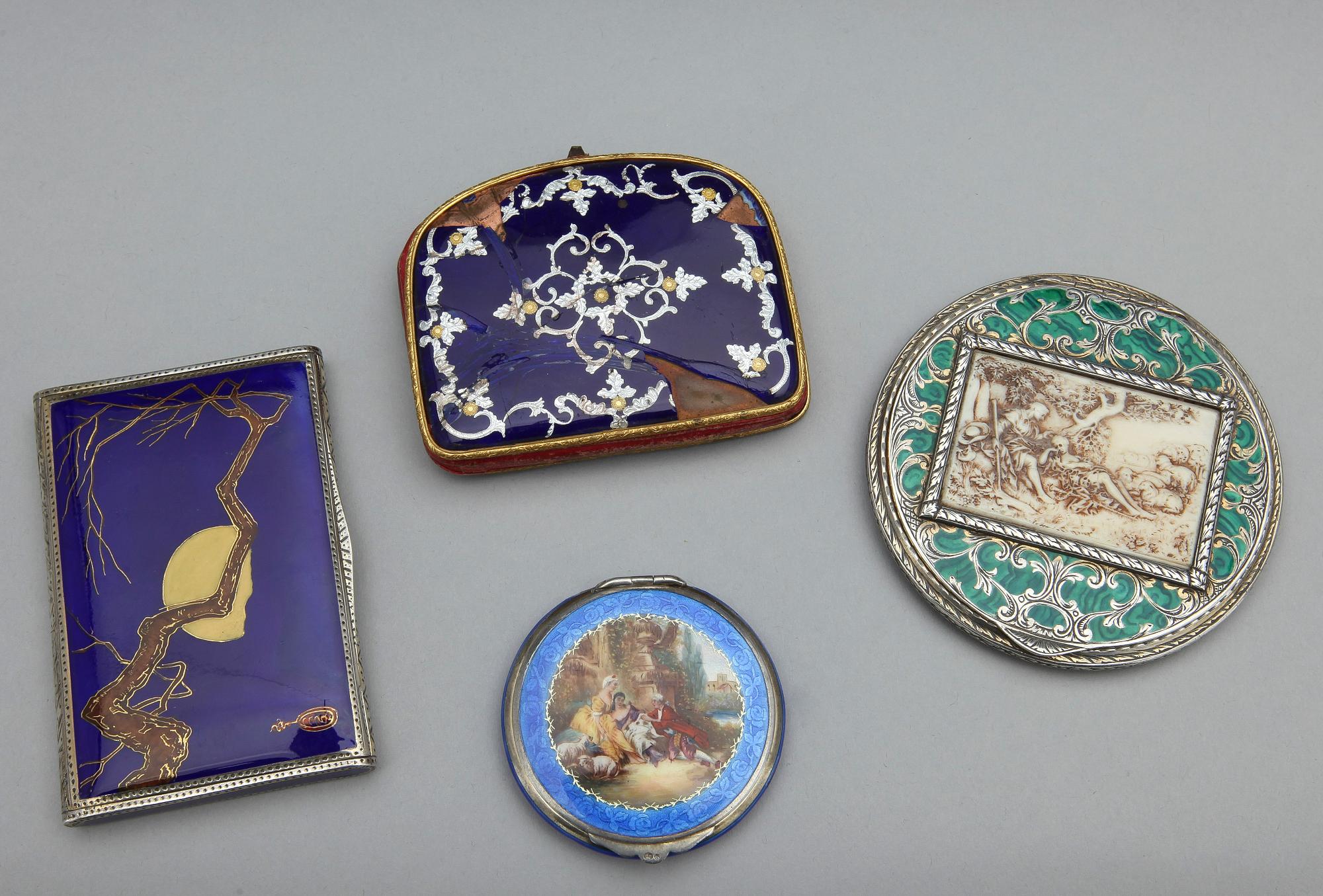 EMALJDOSOR, 4 st, bla silver, 1800/1900-tal.