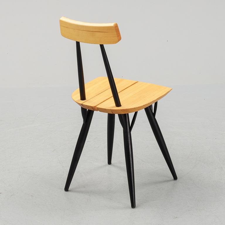 Ilmari Tapiovaara, a 'Pirkka' chair, Laukaan Puu, Finland.