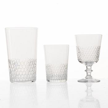 Vicke Lindstrand, a 53 pieces Swedish glass service, "Diamant", Kosta, mid 20th century.