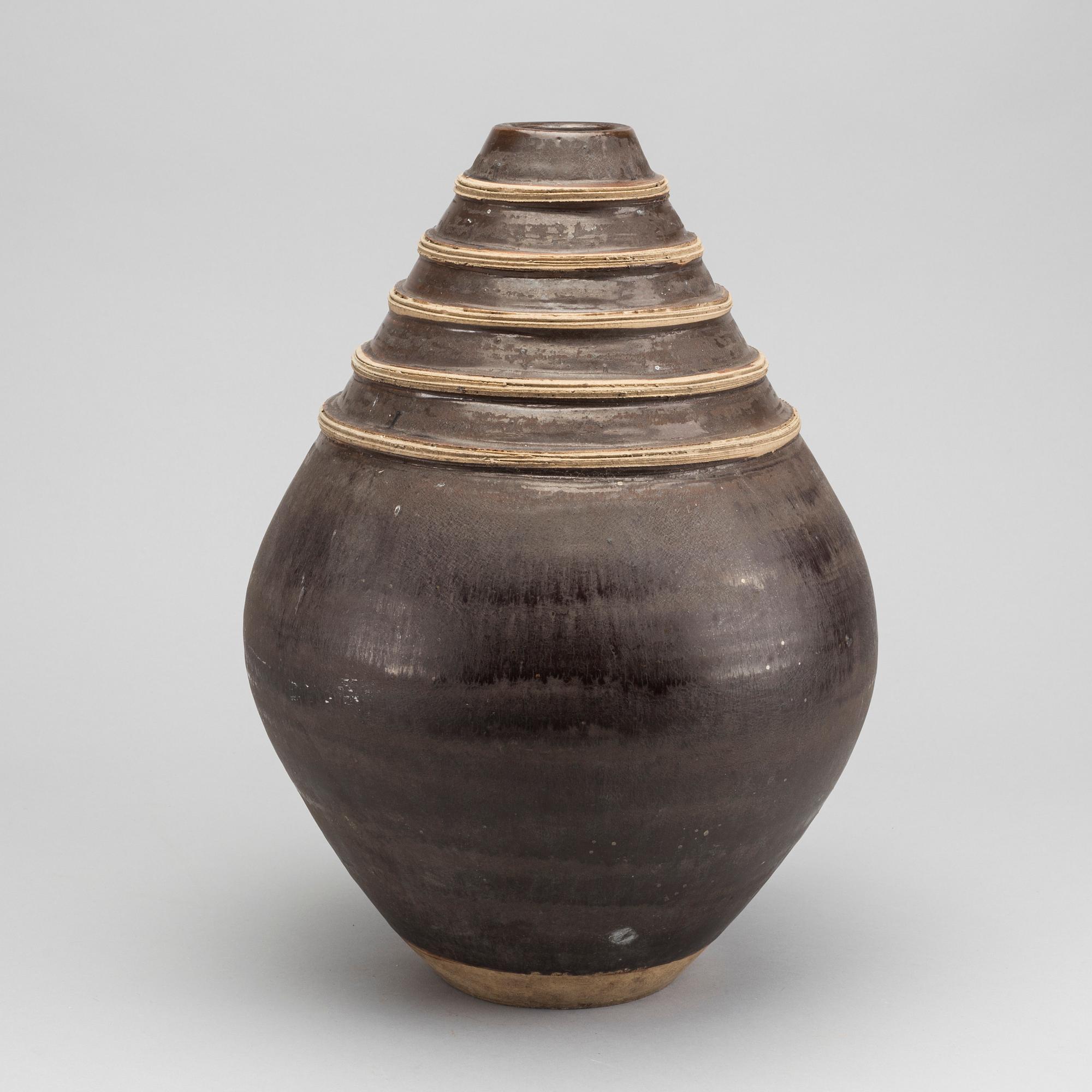 EDGAR BÖCKMAN, a monogramsigned stoneware vase.