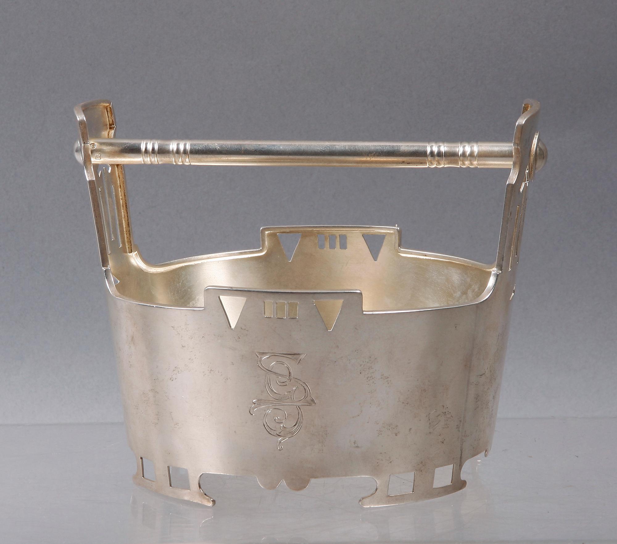 SKÅL, silver, Ryssland omkring 1900.