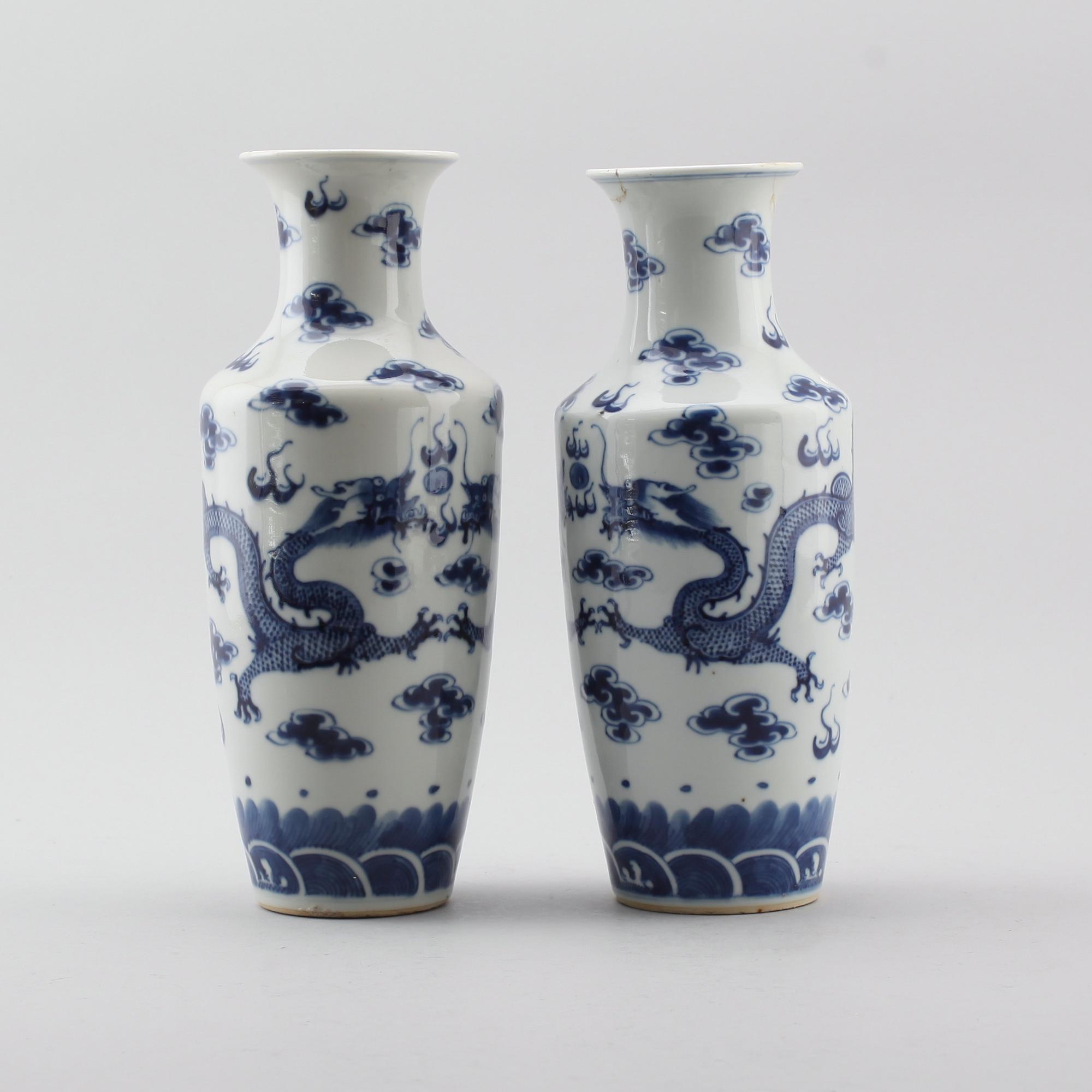 VASER, 1 par, porslin, Kina, 1700-/1800-tal.