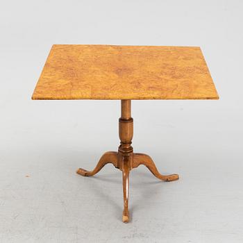 An alder root veneered table, circa 1800.