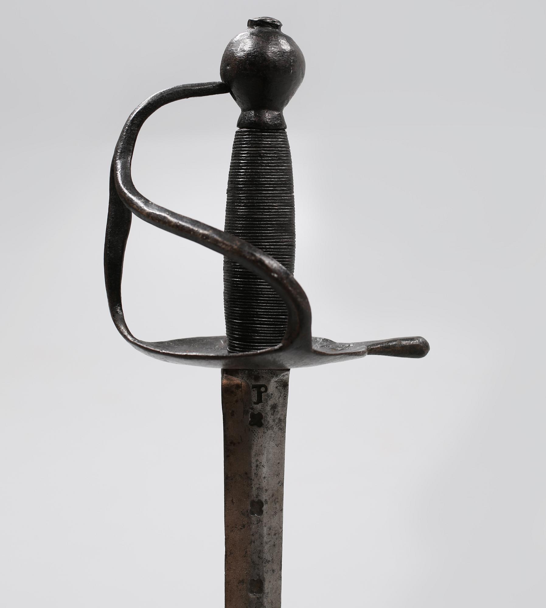 HUGGVÄRJA, m/1832.
