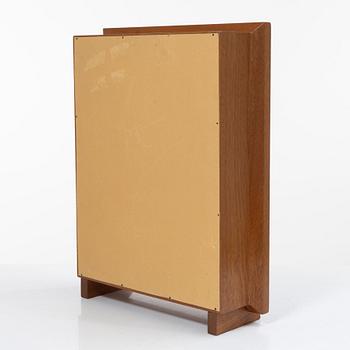 Josef Frank, a mahogany table showcase cabinet, model 2069, Svenskt Tenn, pre 1985.