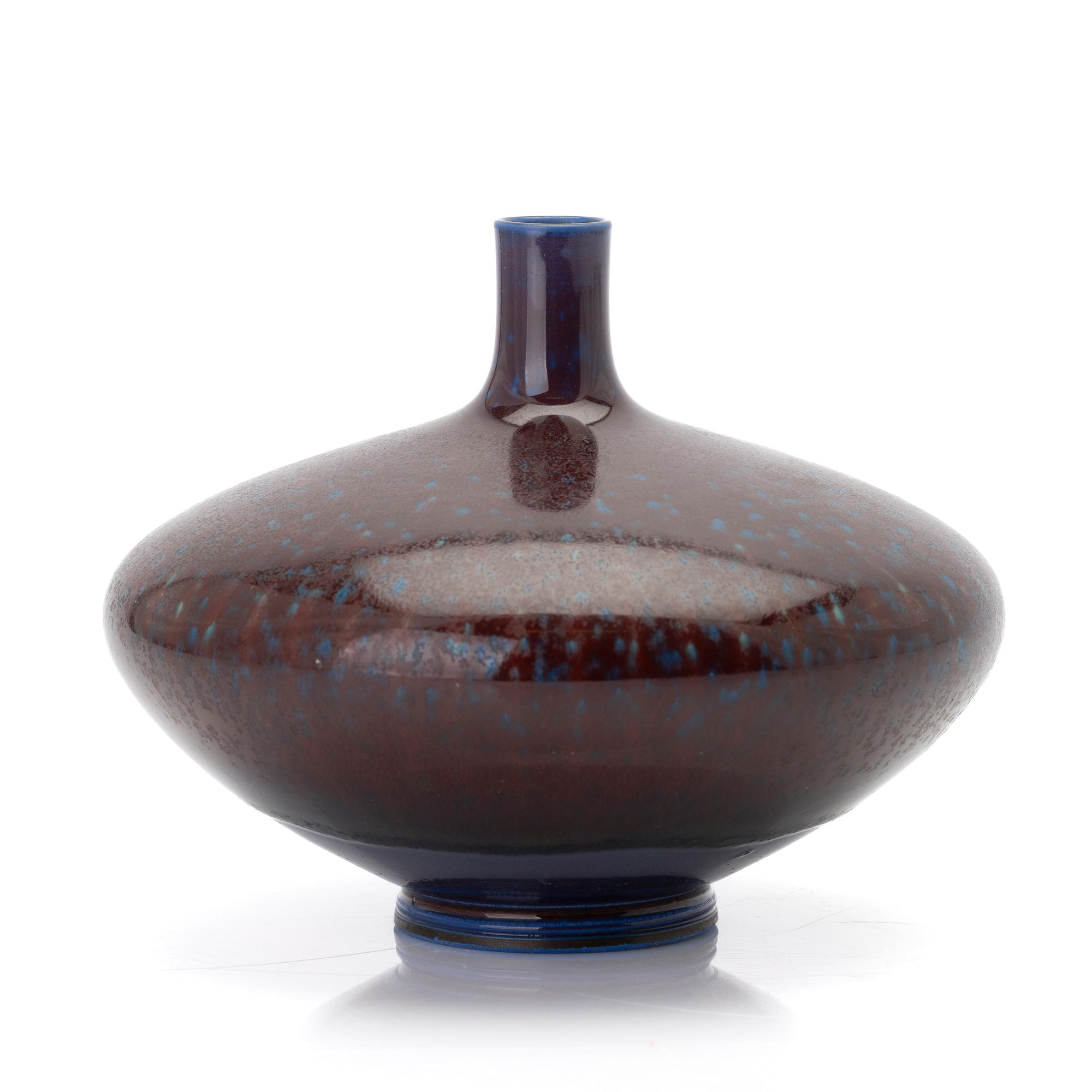 Berndt Friberg, Stoneware vase, Gustavsberg.