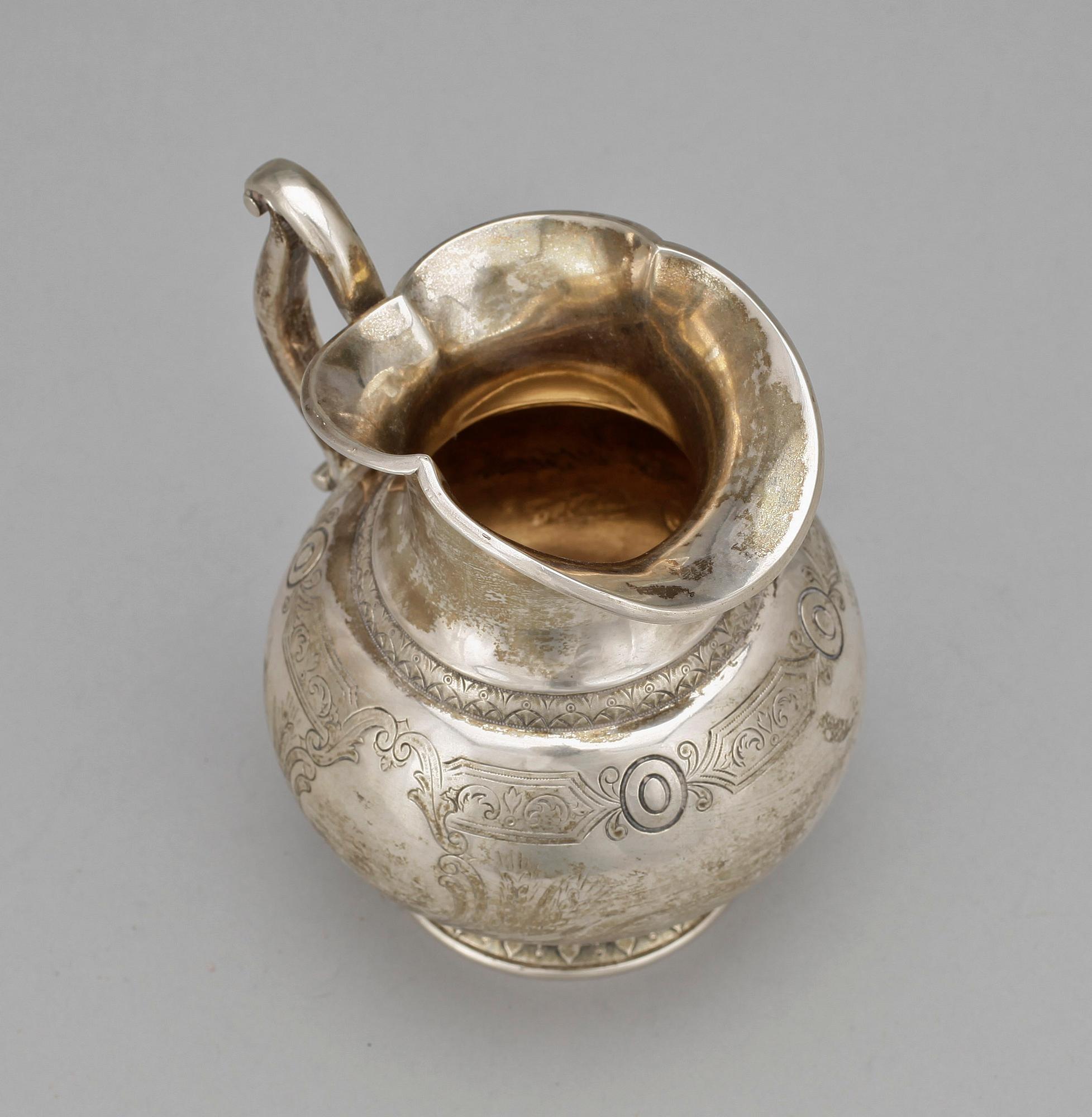 GRÄDDKANNA, silver, trol V. Christiensen, kontrollstämpel Simon Groth, Köpenhamn, Danmark, 1872. Tot vikt ca 231 g.