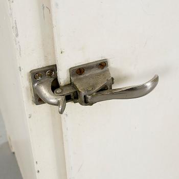 KYLSKÅP, "Iskol", Jersie Maskinsnedkeri Lille Skensved, 1900-tal.