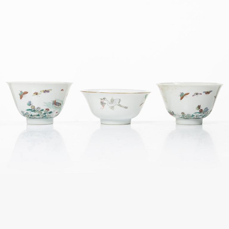 Three porcelain cups, China, 20th century.