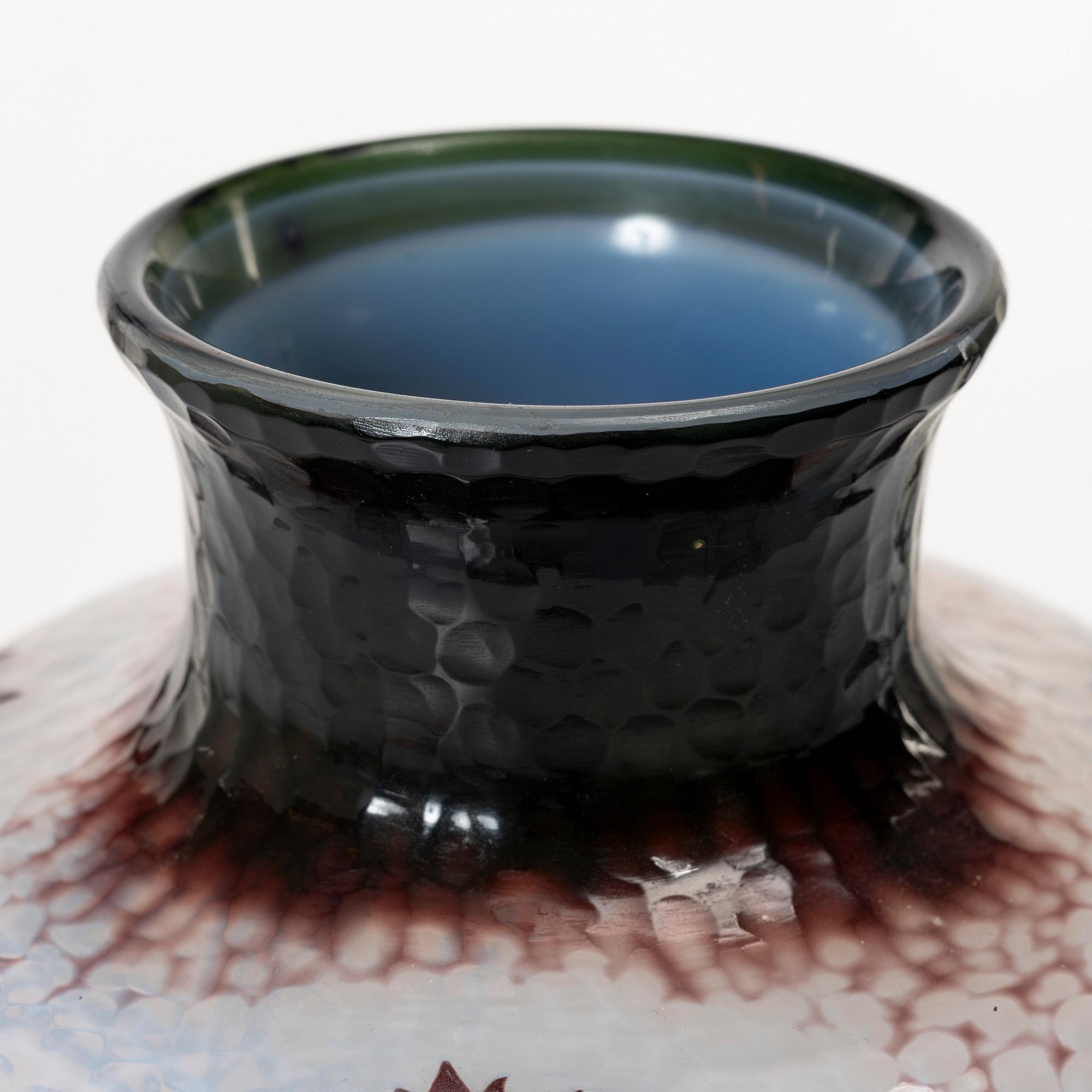 Daum Frères, an Art Nouveau vase, Nancy, France, early 20th Century.