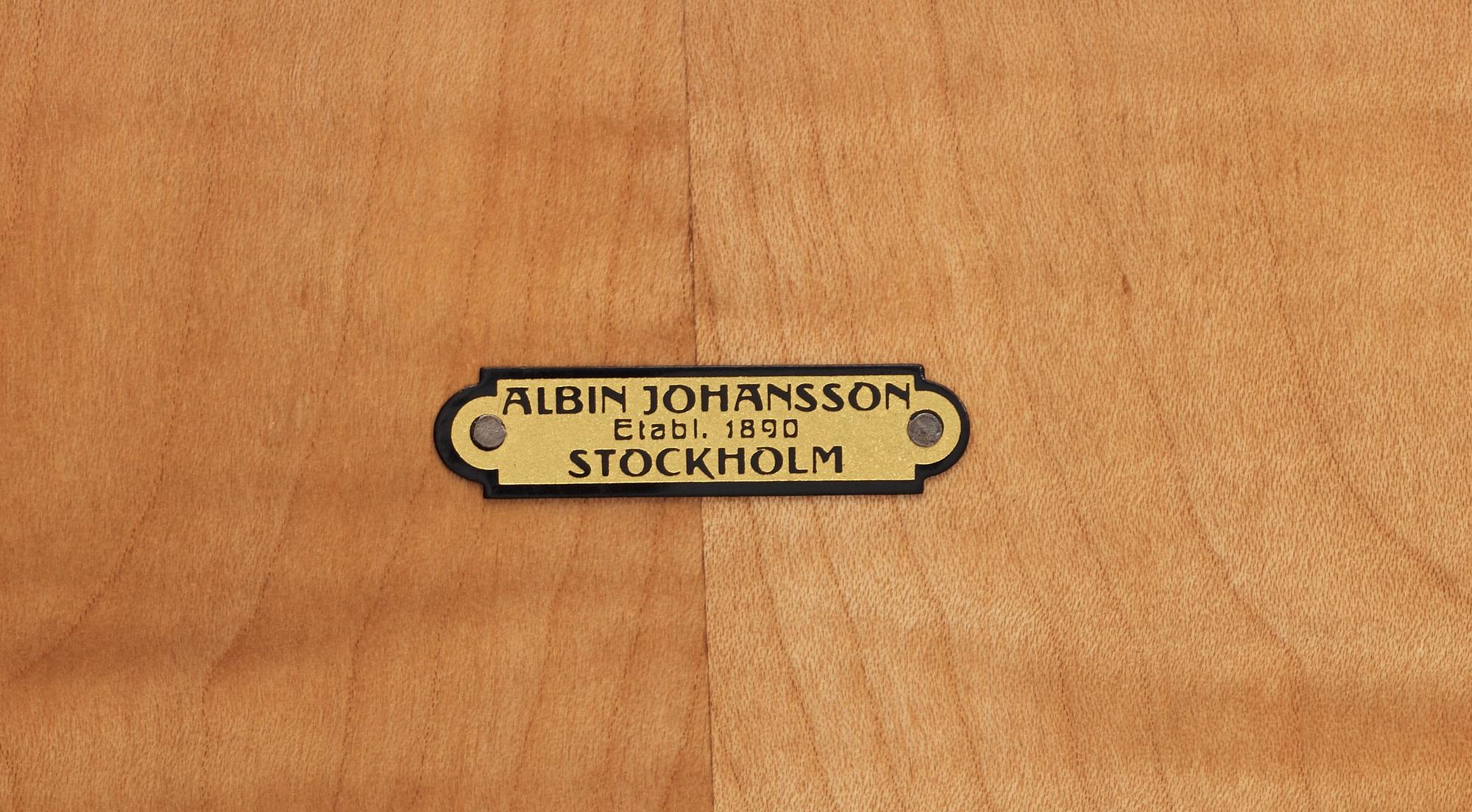 AXEL LARSSON, vitrinskåp, Albin Johansson, Wickman & Nyberg, Stockholm 1930.