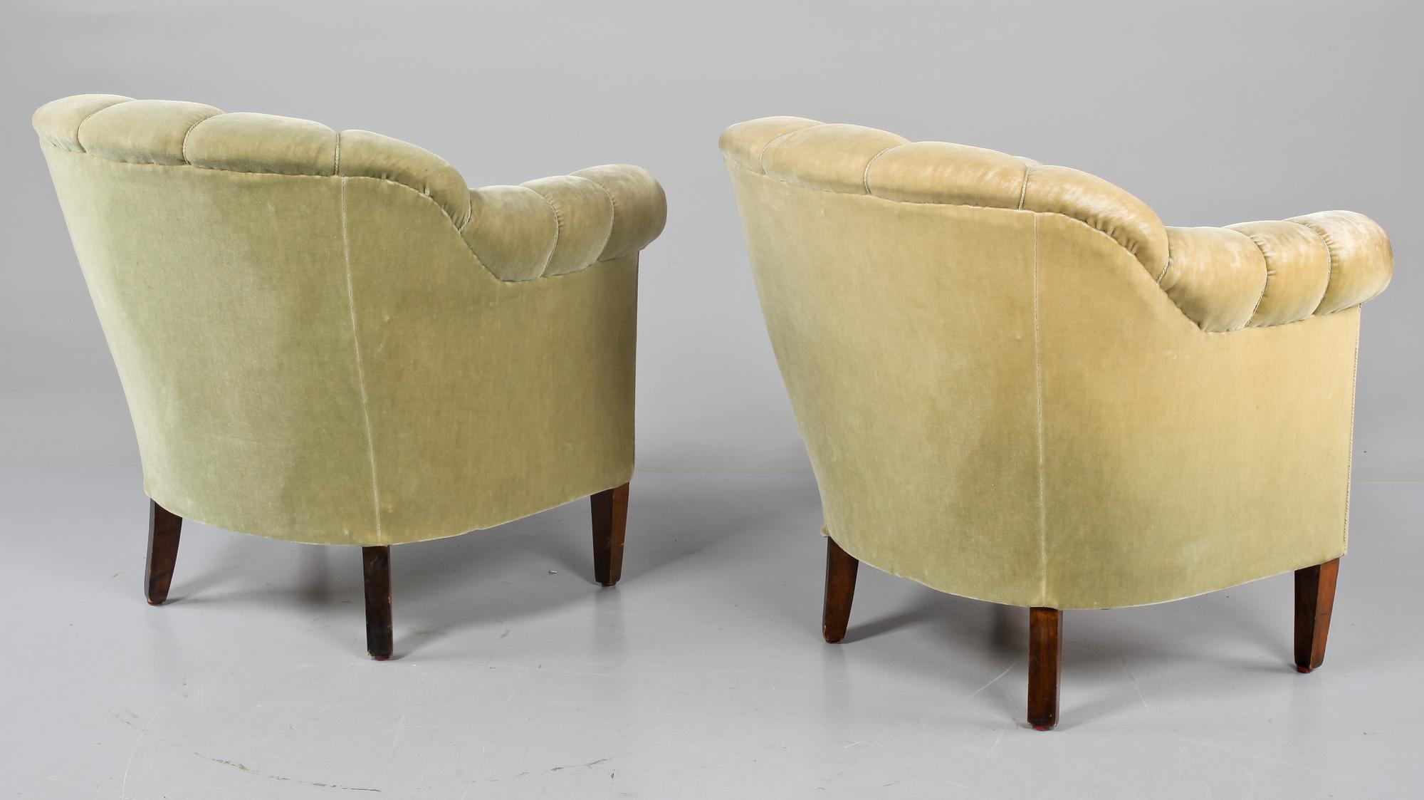 FÅTÖLJER, ett par, 1900-talets andra hälft.