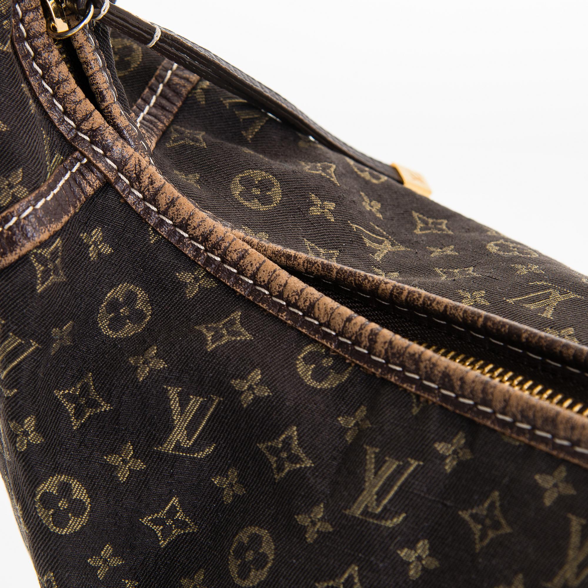 Louis Vuitton, 'Mini Lin Manon MM' bag.