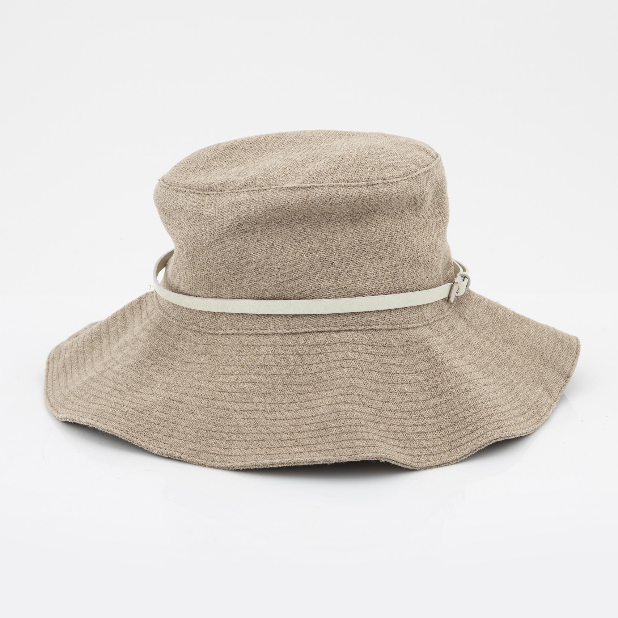 Prada, A flax bucket hat, size S.