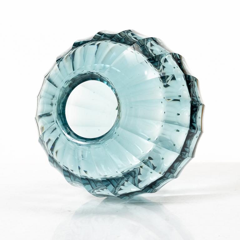 Elis Bergh, a vase, Kosta.