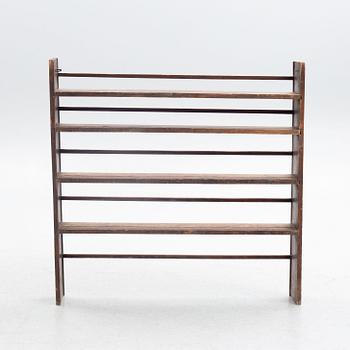 A plate rack, 19th Century.