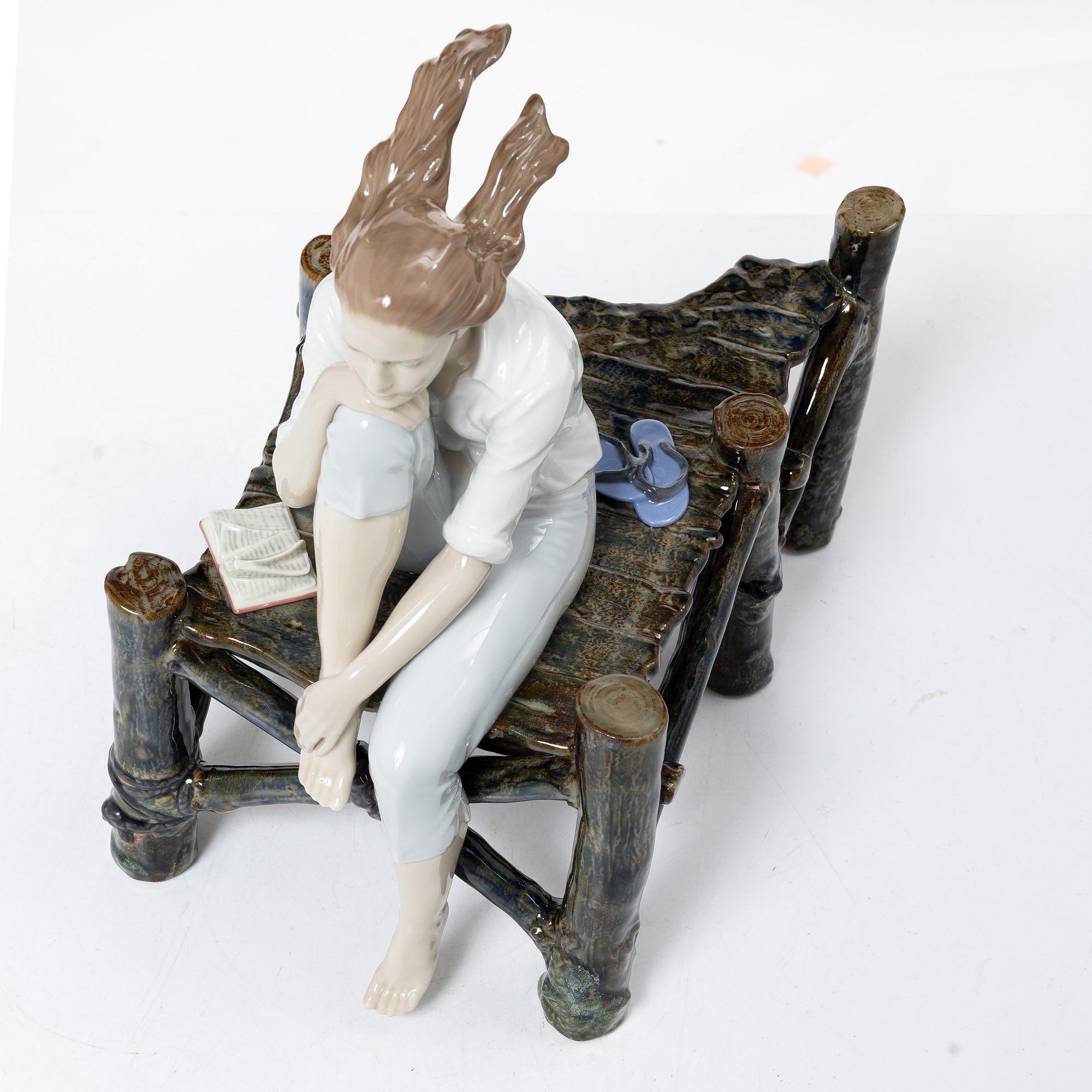 Ernest Massuet, figurine, "Sunset at the Pier", Lladró, Spain.