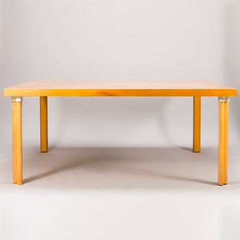 Alvar Aalto, A mid 20th century table / conference table for Artek. Finland.