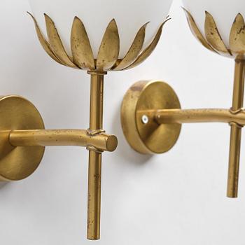 Hans Bergström, a rare pair of wall lamps model "377A", ateljé Lyktan, Åhus, 1940s-50s.