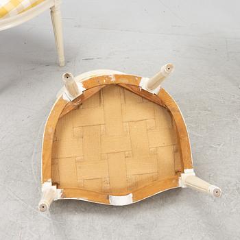 Stolar, 3 st, gustaviansk stil, omkring 1900.