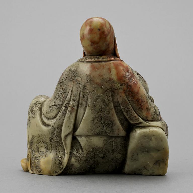 FIGURIN, soapstone, Ostasien, 1900-tal.