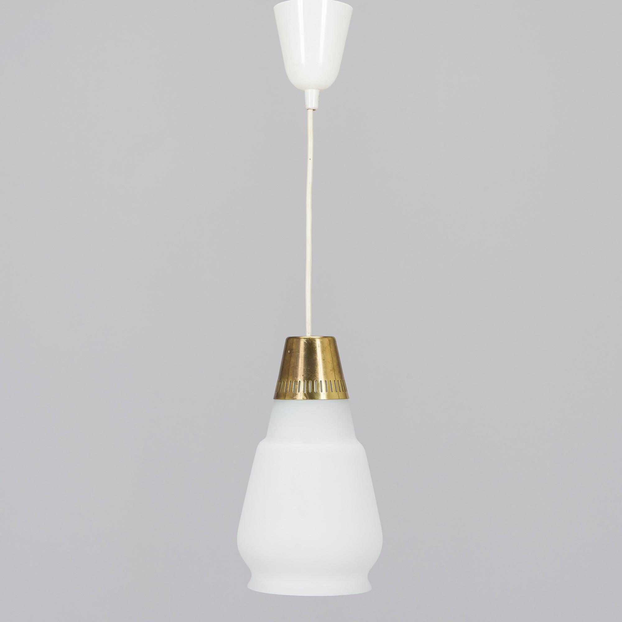 Taklampa, modell K3-74 för Idman 1900-talets mitt.