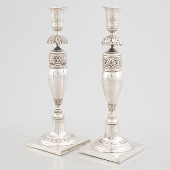 Two early 19th century German silver candlesticks, Berlin 1820-1850.