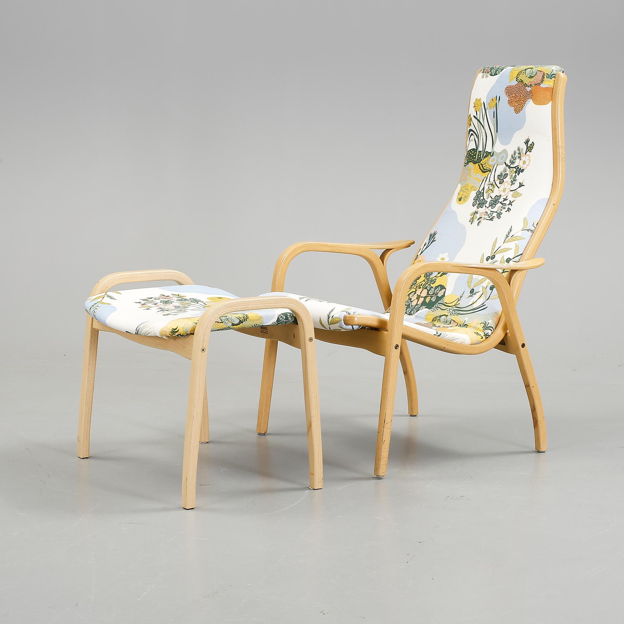 FÅTÖLJ med FOTPALL "Lamino", Yngve Ekström, Swedese, 2000-tal.