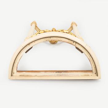 Trymåspegel med konsolbord, 1900-talets början.