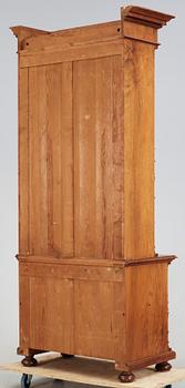 BOKSKÅP, nyrenässans, sent 1800-tal.