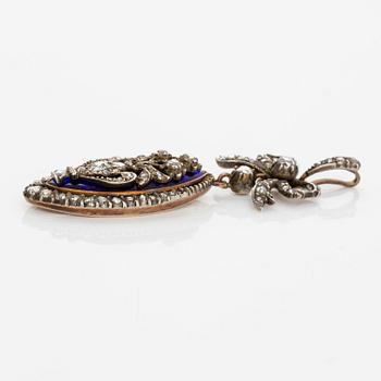 Pendant in 14K gold and silver, cobalt blue enamel with rose-cut diamonds in the shape of a urn.