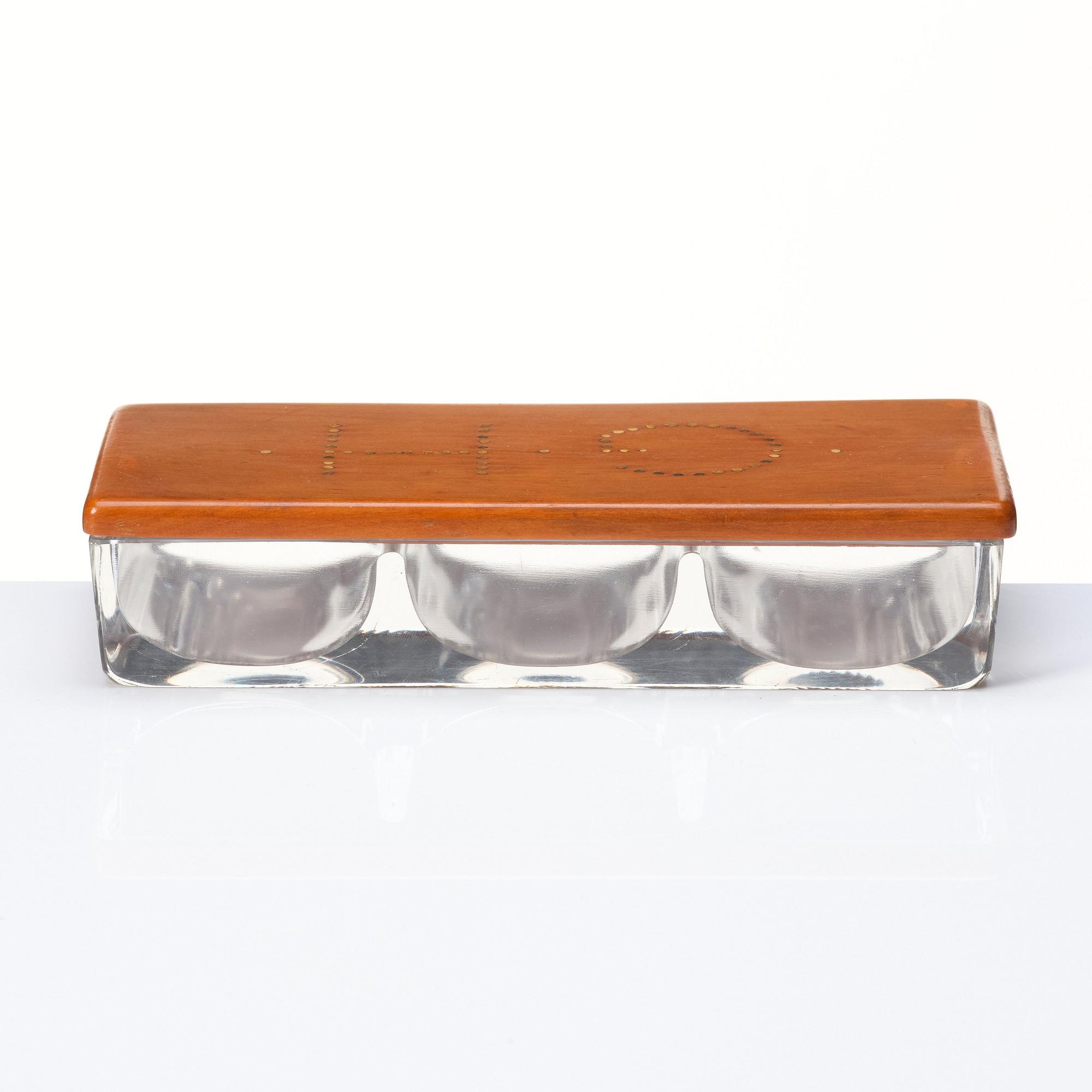 Otto Schulz, a lidded box, Boet, Gothenburg, 1930-40s.