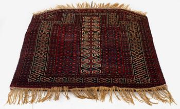 A Yomud Salachak, West Turkmenistan, c. 115 x 94 cm.