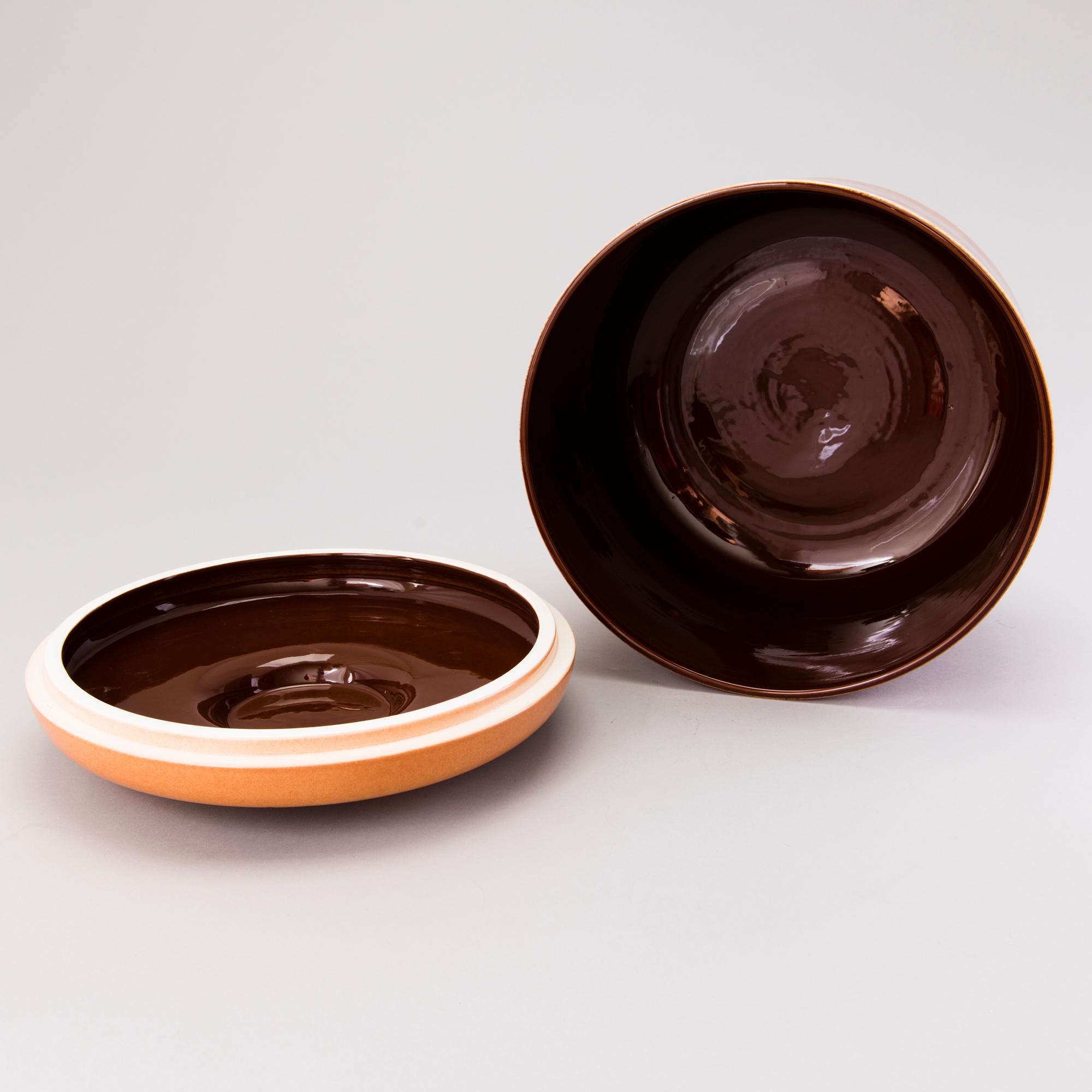 HEINI RIITAHUHTA, a porcelain pot, 'Dahlia' signed Heini Riitahuhta 2005.