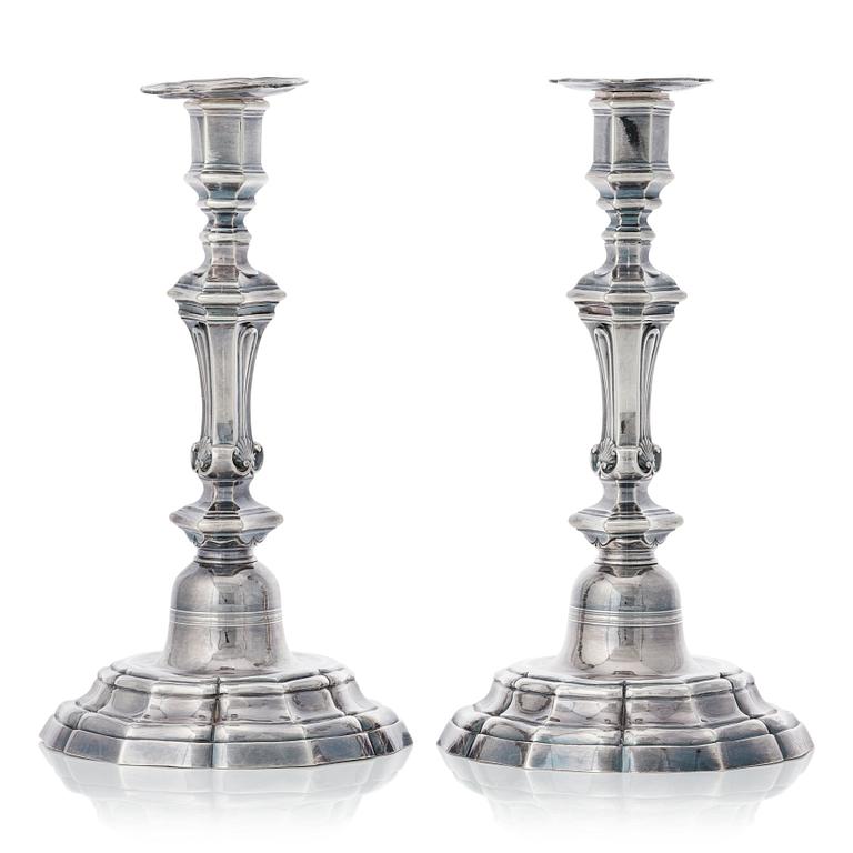 Ljusstakar, ett par, silver, Marsielle 1765. Louis XV.