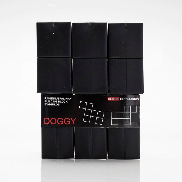 Eero Aarnio, rakennuspalikoita, 30 kpl, "Doggy", Plastex 2009.