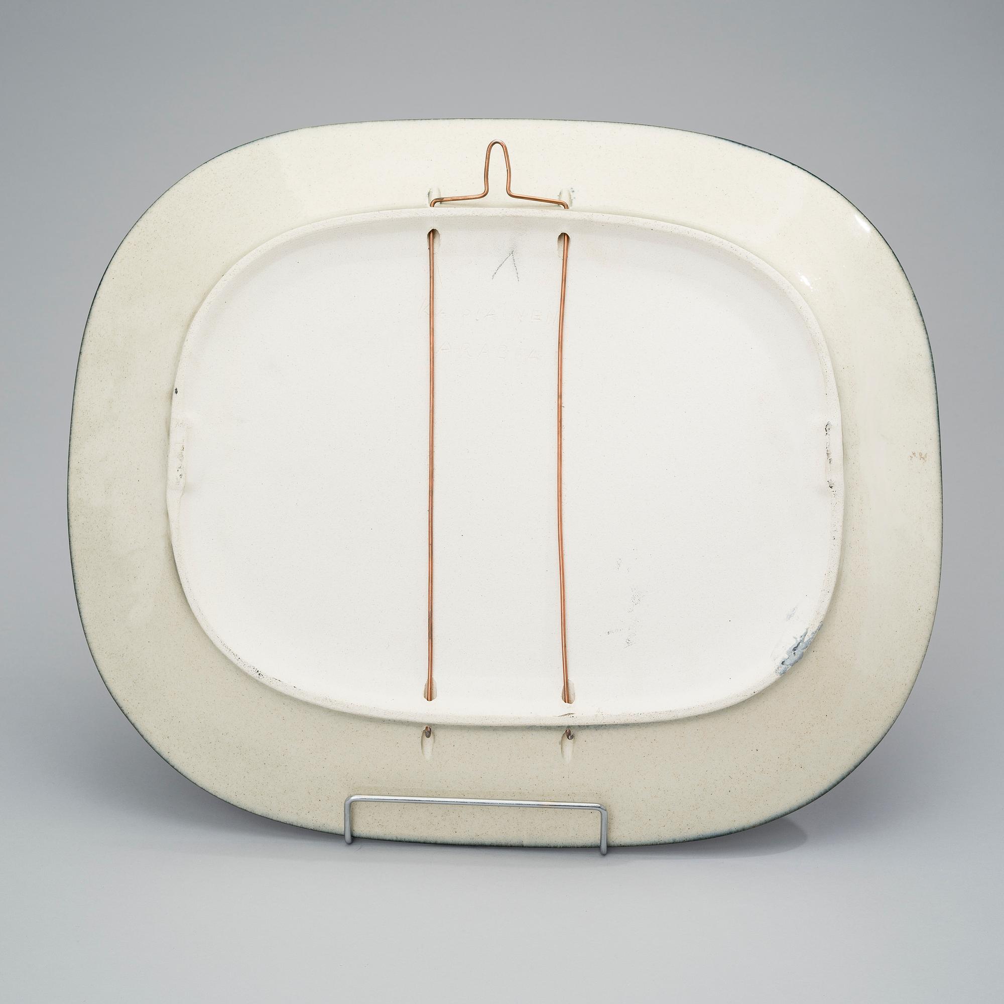 BIRGER KAIPIAINEN, A CERAMIC DISH. Butterflies and flowers. Signed Kaipiainen, Arabia. 1970s.