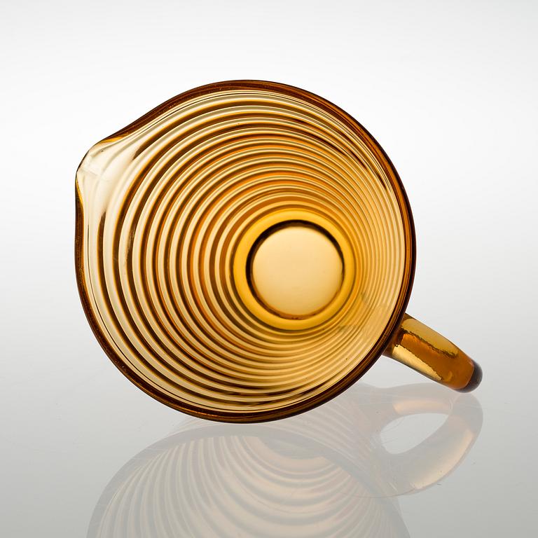 A GLASS PITCHER BY AINO AALTO, "Bölgeblick". In production 1935-1938.