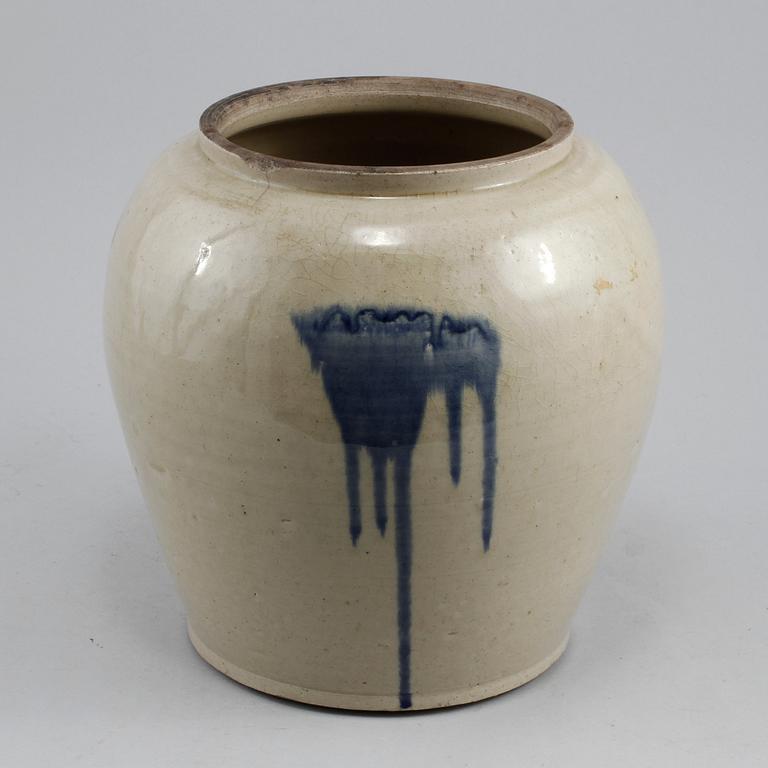 KRUKA, porslin, 1800-tal.