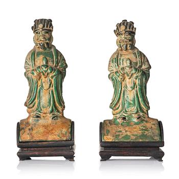 996. Takryttare, ett par, glaserat lergods. Mingdynastin (1368-1644).