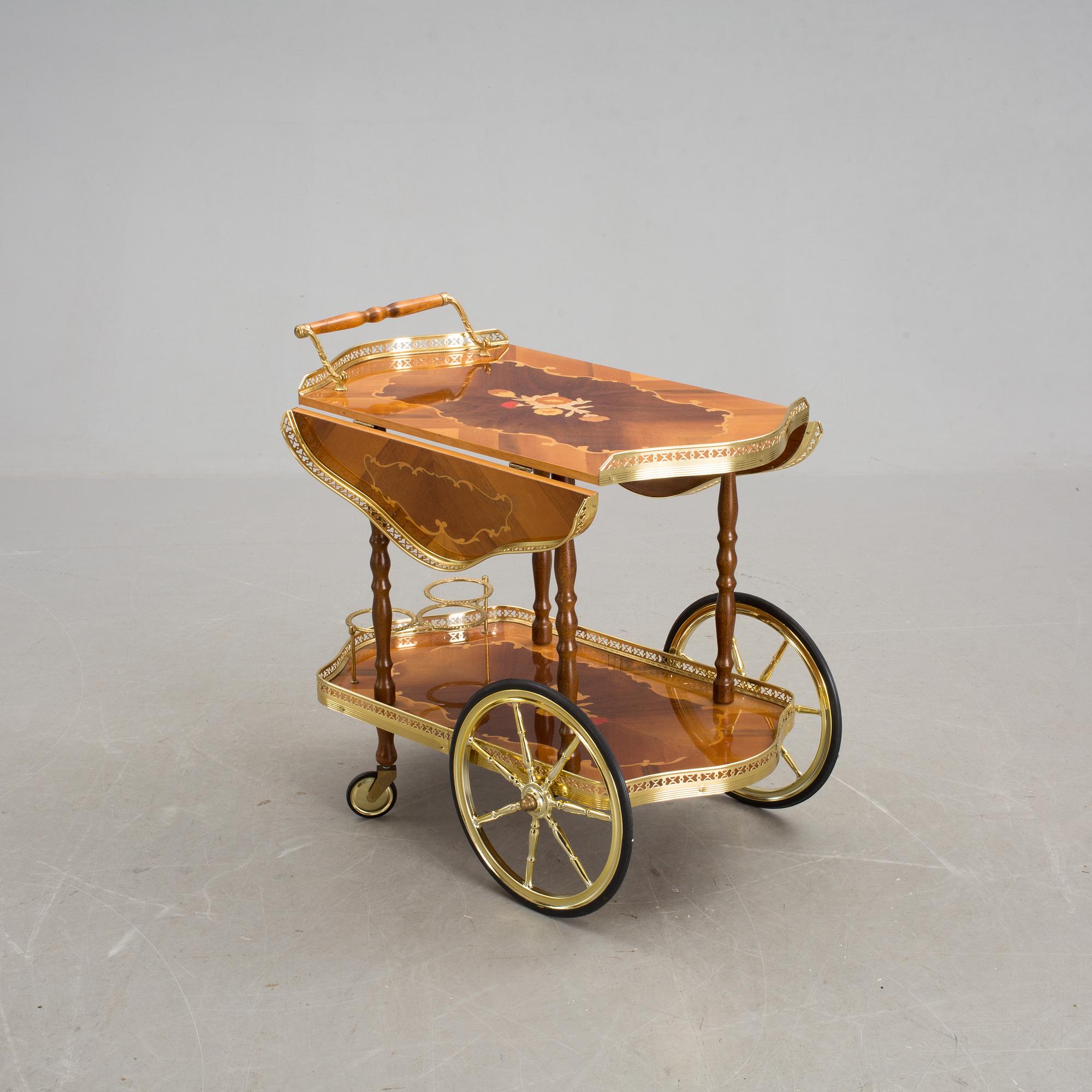 SERVERINGSVAGN, 1900-talets andra hälft.