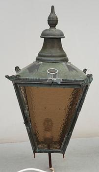 GATUBELYSNING, 1800-talets slut.