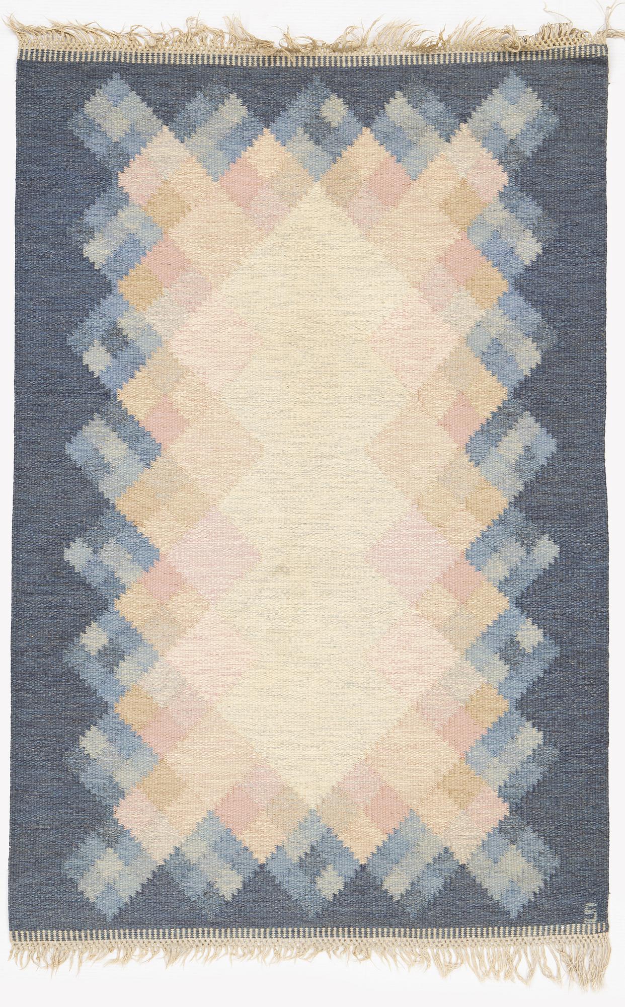Brita Svefors, matta, "Opal", rölakan, Axeco, signerad S, ca 202 x 137 cm.